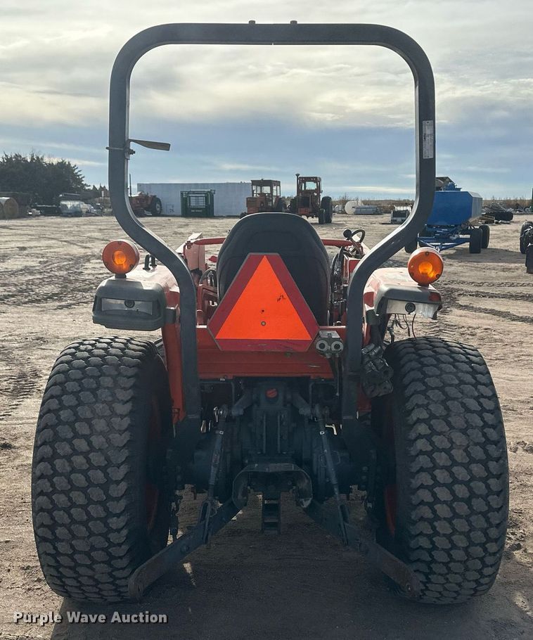 image for item IU9227 Kubota L3600  MFWD tractor