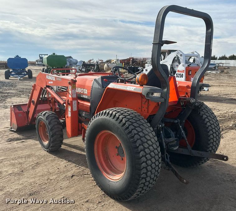 image for item IU9227 Kubota L3600  MFWD tractor