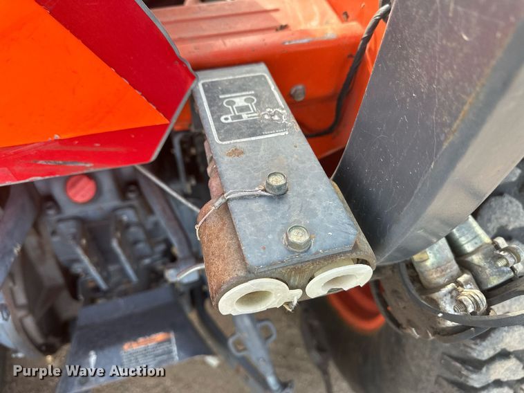 image for item IU9227 Kubota L3600  MFWD tractor