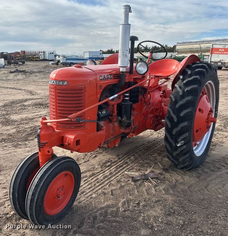 image for item IU9228 1949 Case SC  tractor