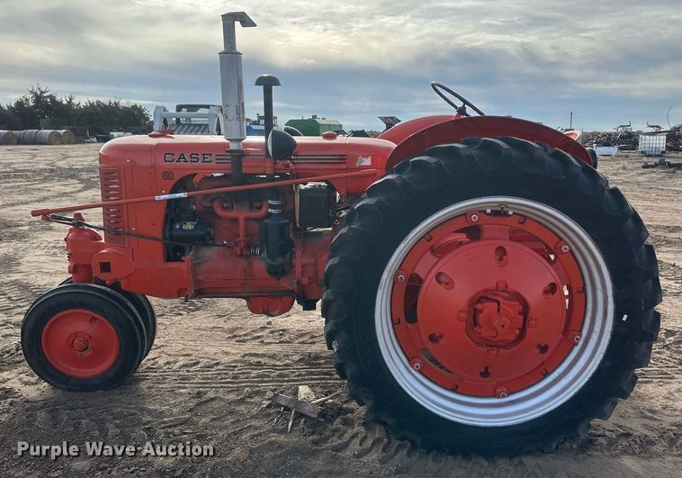 image for item IU9228 1949 Case SC  tractor