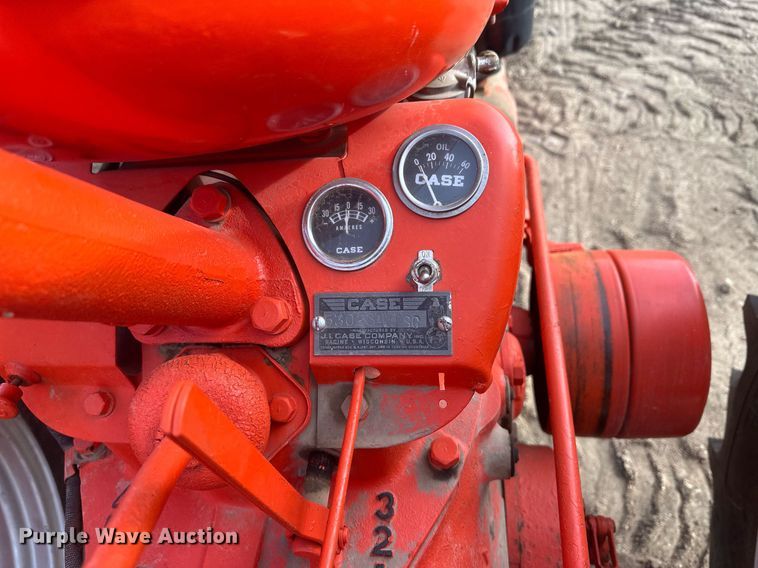 image for item IU9228 1949 Case SC  tractor