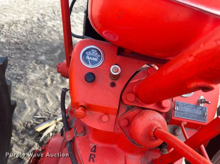 image for item IU9228 1949 Case SC  tractor