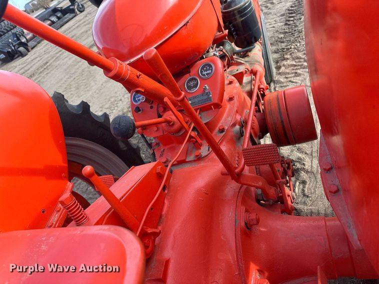 image for item IU9228 1949 Case SC  tractor