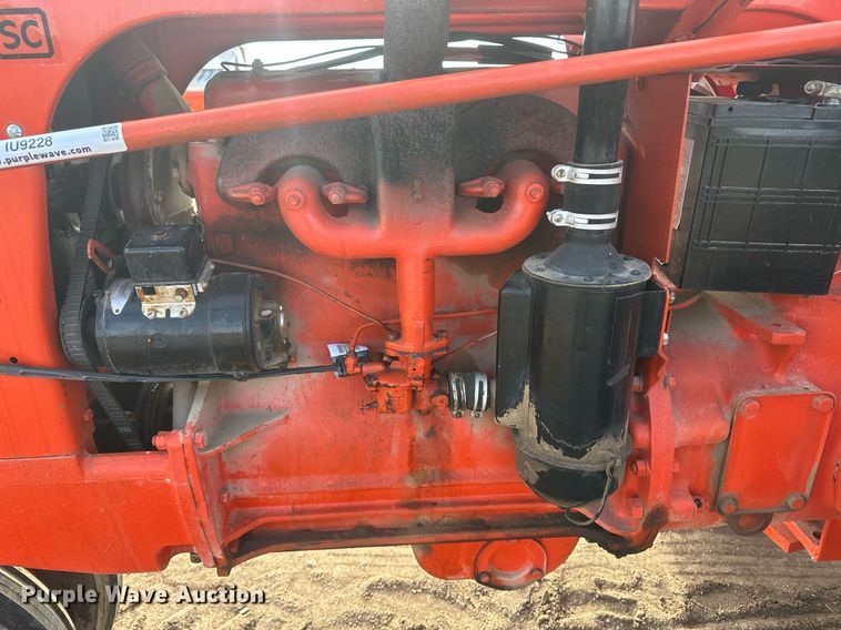 image for item IU9228 1949 Case SC  tractor