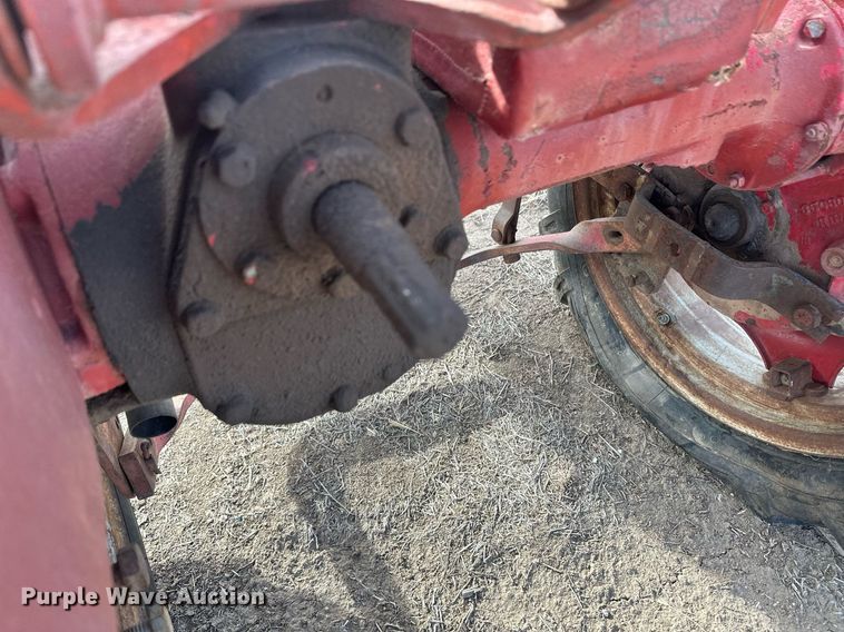 image for item IU9230 Mccormick Farmall Cub  tractor