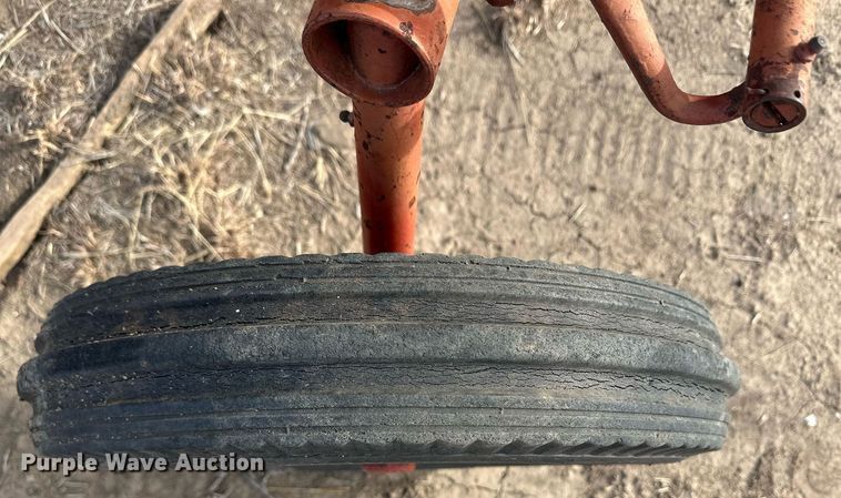 image for item IU9230 Mccormick Farmall Cub  tractor