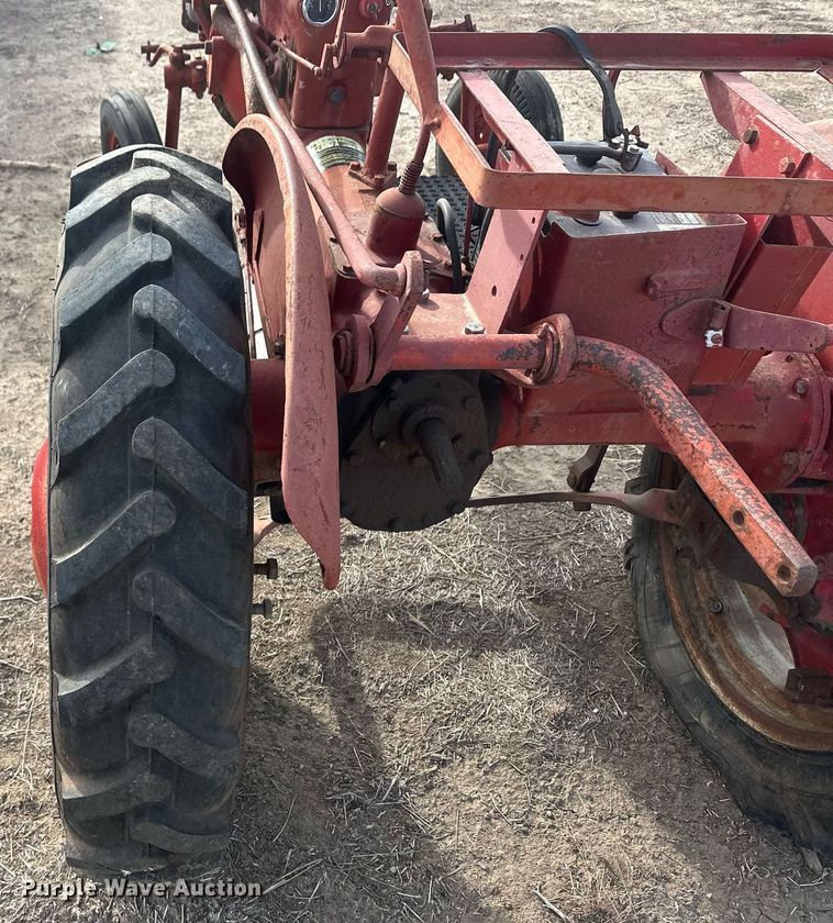 image for item IU9230 Mccormick Farmall Cub  tractor