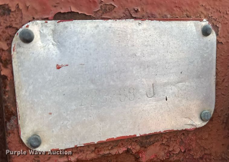 image for item IU9230 Mccormick Farmall Cub  tractor