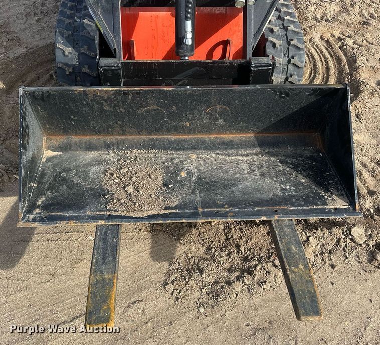 image for item IU9231 2023 Agrotk LRT23  compact utility loader