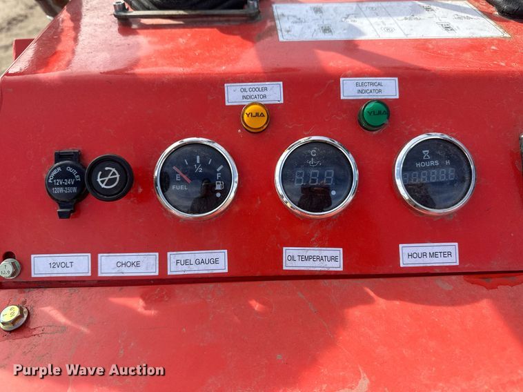 image for item IU9231 2023 Agrotk LRT23  compact utility loader