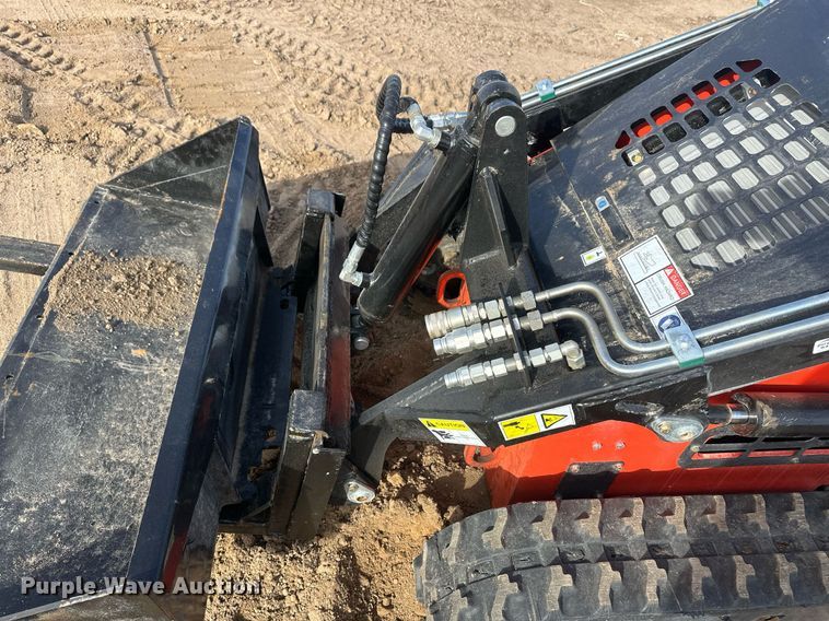 image for item IU9231 2023 Agrotk LRT23  compact utility loader