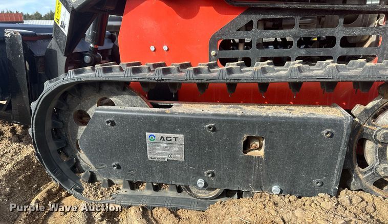 image for item IU9231 2023 Agrotk LRT23  compact utility loader