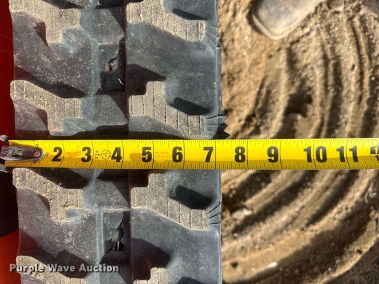 image for item IU9231 2023 Agrotk LRT23  compact utility loader