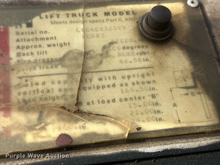 image for item IU9233 Hyster  forklift