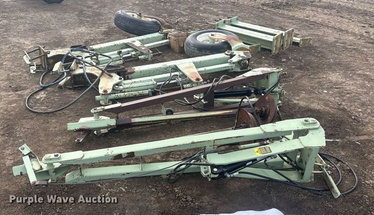 image for item IU9234 Orthman toolbar parts