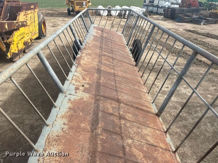 image for item IU9235 Hay bale trailer