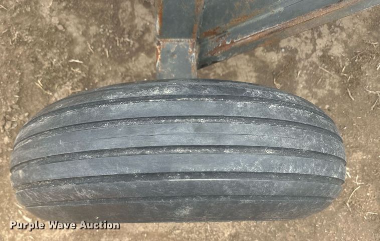 image for item IU9235 Hay bale trailer