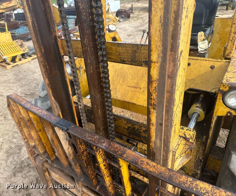 image for item IU9238 KD 685DT  forklift