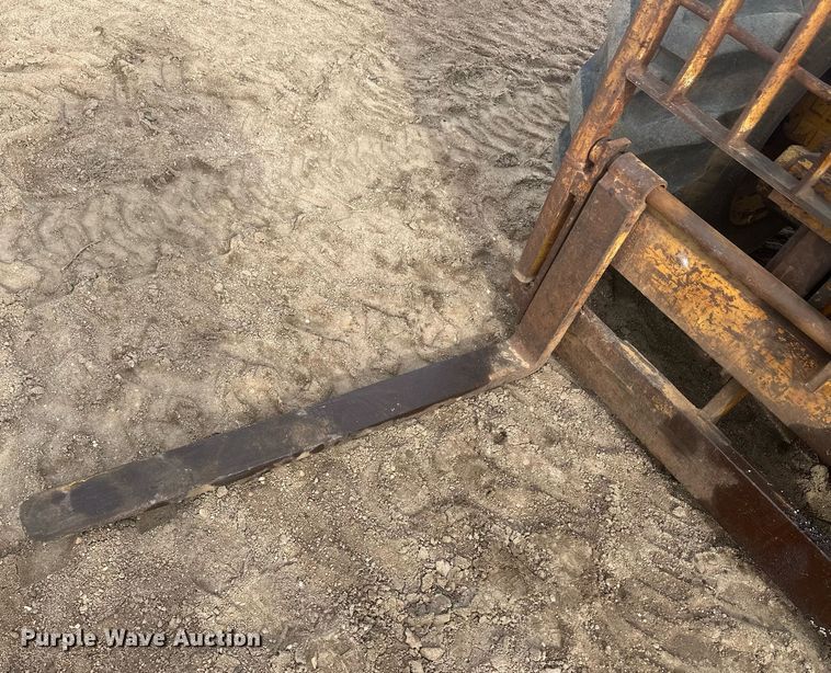 image for item IU9238 KD 685DT  forklift