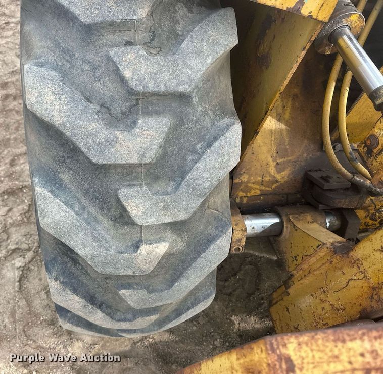 image for item IU9238 KD 685DT  forklift