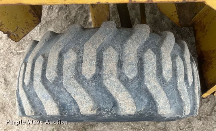 image for item IU9238 KD 685DT  forklift