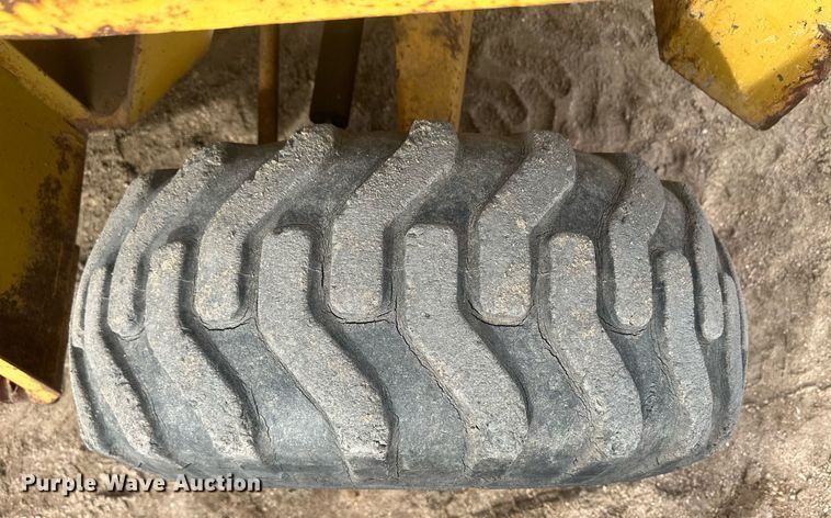 image for item IU9238 KD 685DT  forklift