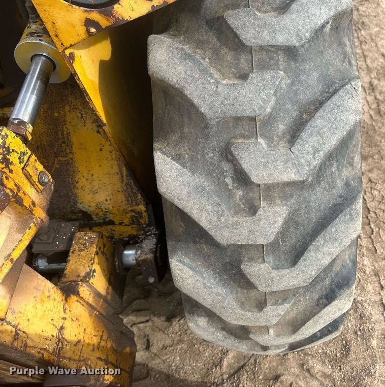 image for item IU9238 KD 685DT  forklift