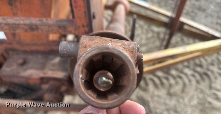 image for item IU9239 Kelly-Ryan  feed wagon