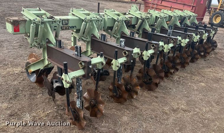 image for item IU9240 Orthman  strip-till