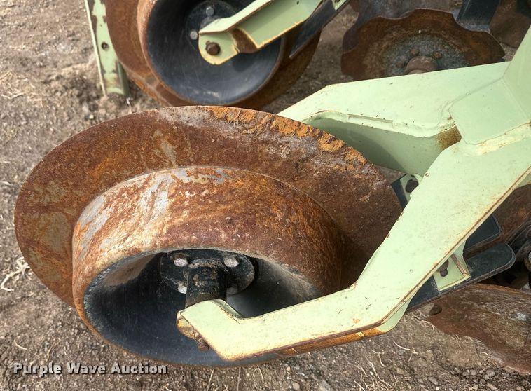 image for item IU9240 Orthman  strip-till