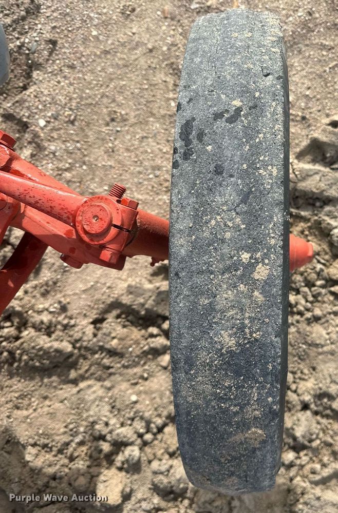 image for item IU9241 Ford  tractor