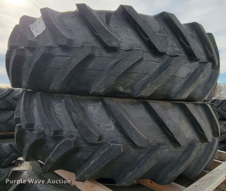 image for item JW9502 (4) Alliance Agristar II 480/80R42 tires and wheels