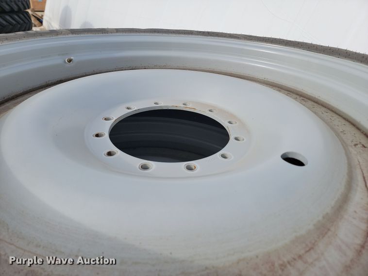 image for item JW9508 (4) Michelin Sprayerbib 380/90R46 tires and wheels