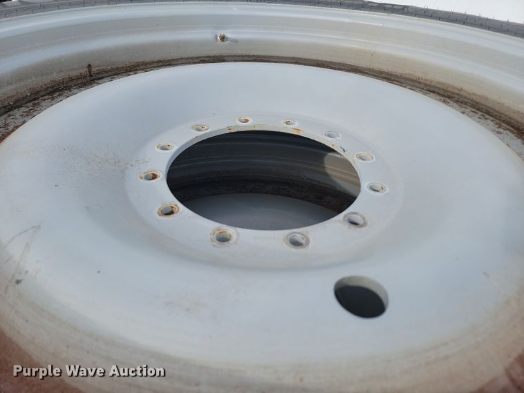 image for item JW9512 (4) Michelin Spraybib VF380/90R46 tires and wheels