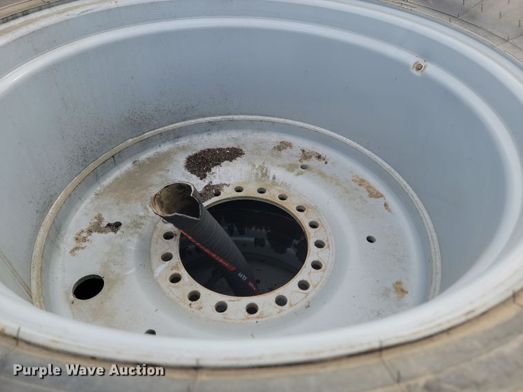 image for item JW9515 (2) Firestone 800/70R38 tires and wheels