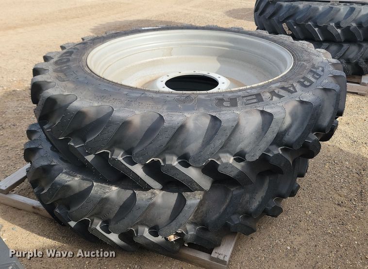 image for item JW9521 (2) Goodyear Ultra Sprayer 380/90R46 tires and wheels
