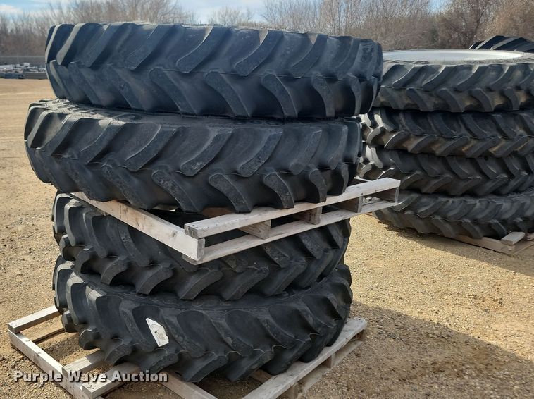 image for item JW9525 (4) Goodyear Ultra Sprayer 380/90R46 tires and wheels