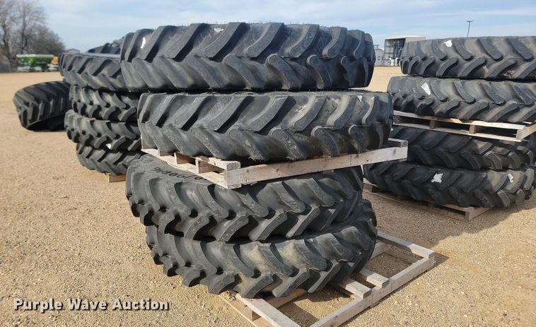 image for item JW9525 (4) Goodyear Ultra Sprayer 380/90R46 tires and wheels