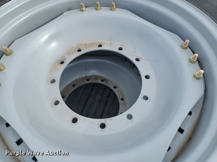 image for item JW9530 (2) Michelin Yieldbib VF 380/85R34