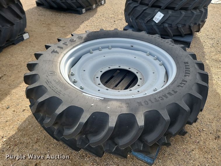 image for item JW9533 Firestone Radial All Traction DT 380/80R38 tire and wheel