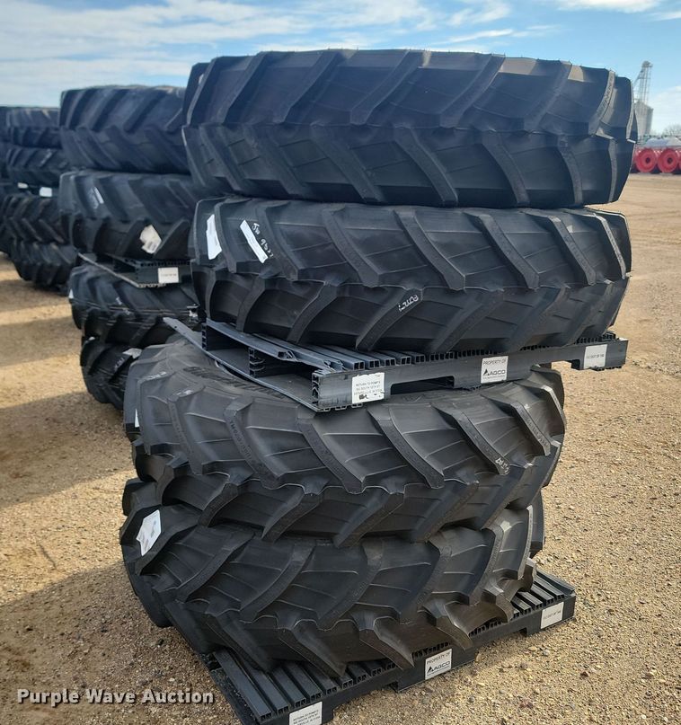 image for item JW9534 (4) Trelleborg TM 600 tires and wheels