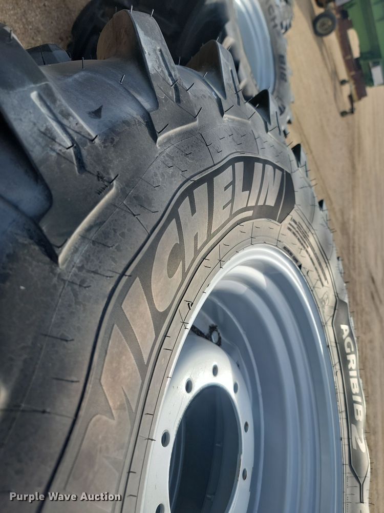 image for item JW9535 (4) Michelin Agribib 420/90R30 tires and wheels