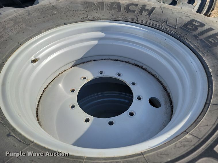 image for item JW9538 (2) Michelin Mach x Bib 600/65R28 tires and wheels