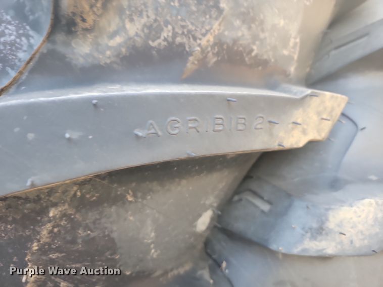 image for item JW9539 (4) Michelin Agribib 2 tires and wheels