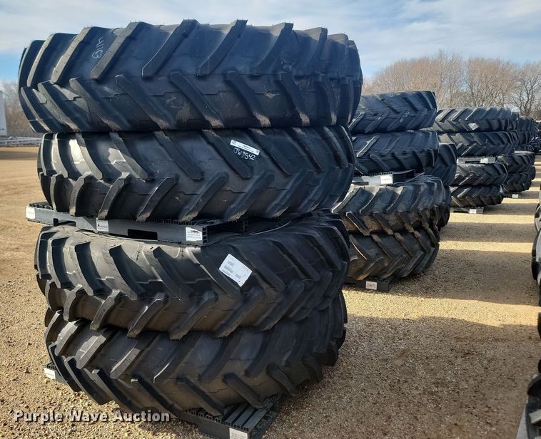 image for item JW9542 (4) Michelin Agribib 2 480/80R50 tires and wheels