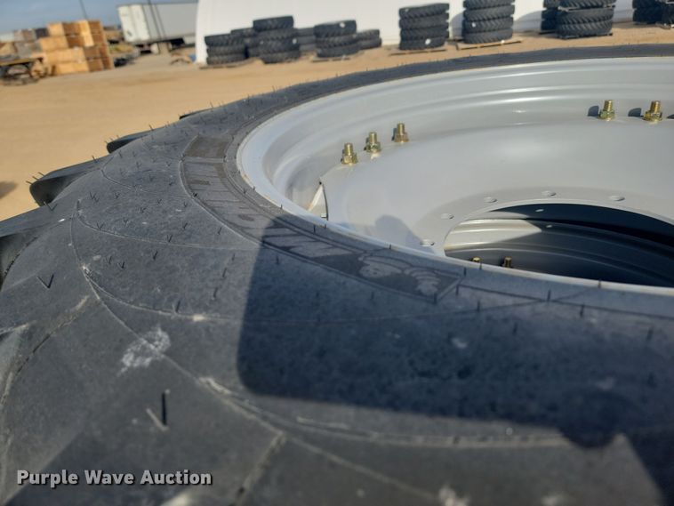 image for item JW9544 (4) Michelin Yieldbib VF 380/85R34 tires and wheels