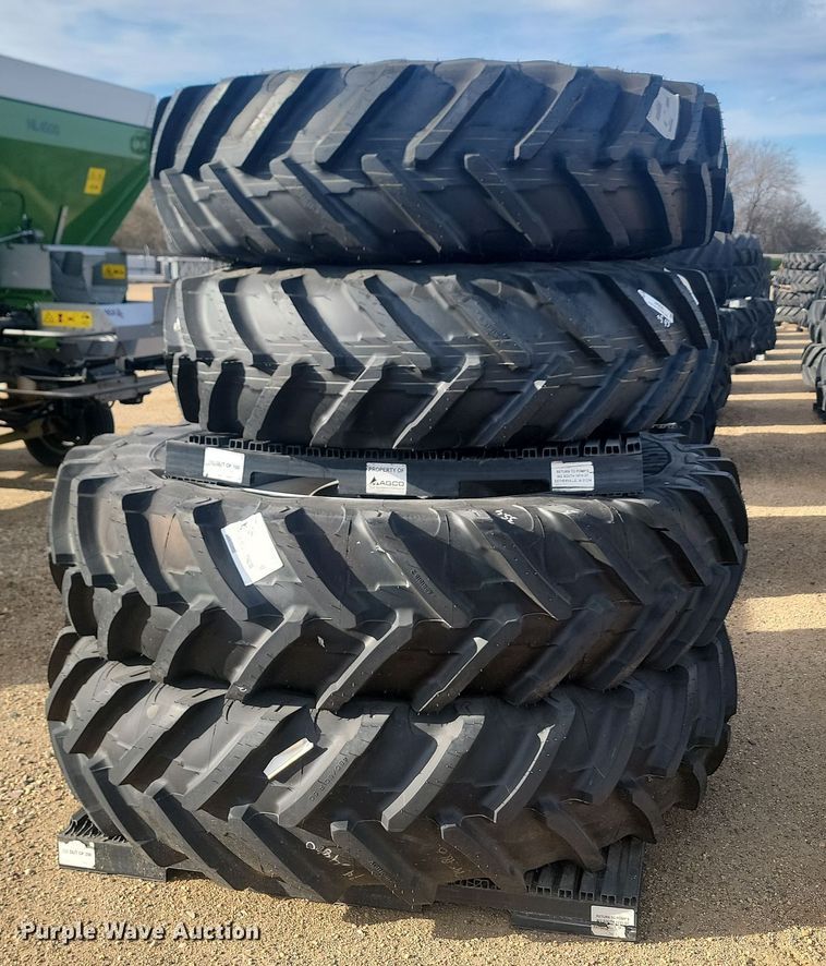 image for item JW9545 (4) tires and wheels