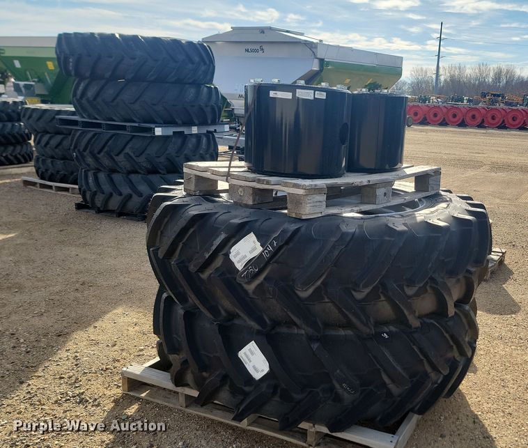 image for item JW9547 (2) Michelin 480/80R42 tires and wheels