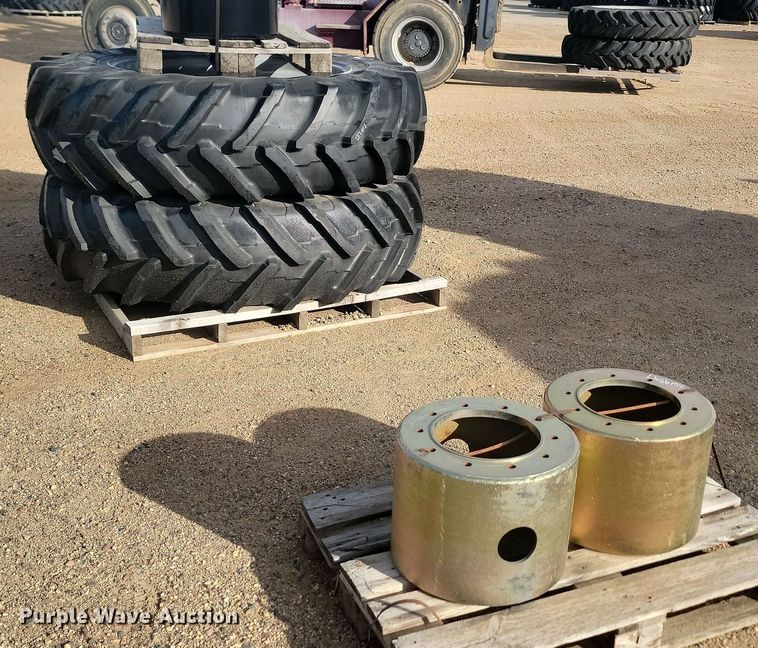 image for item JW9547 (2) Michelin 480/80R42 tires and wheels